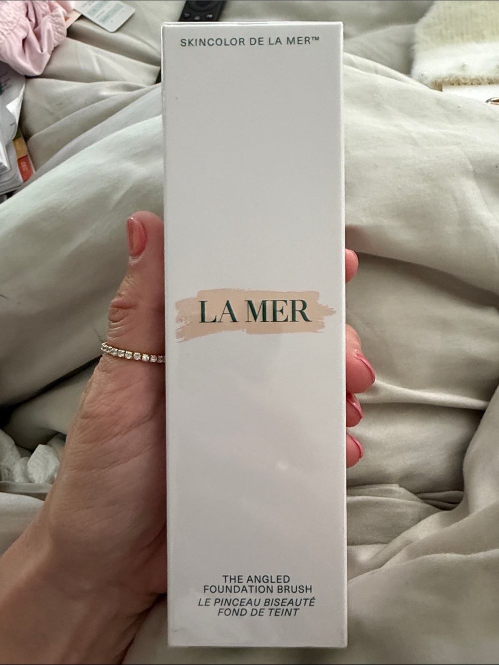 La Mer Angled Foundation Brush